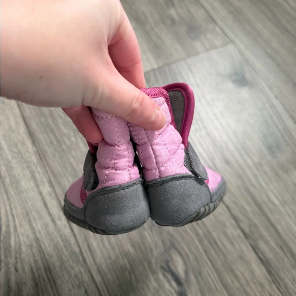 Keen baby boots